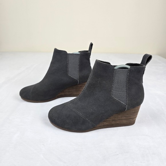 TOMS Gray Suede Leather Wedge Heel Ankle Booties Size 8.5 Casual Shoes - Picture 3 of 8